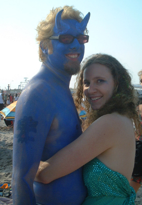 Blue Devil Love - Strangely enough, this was the 6,660th picture taken on my digicam.  Coney Island Mermaid Parade 2002