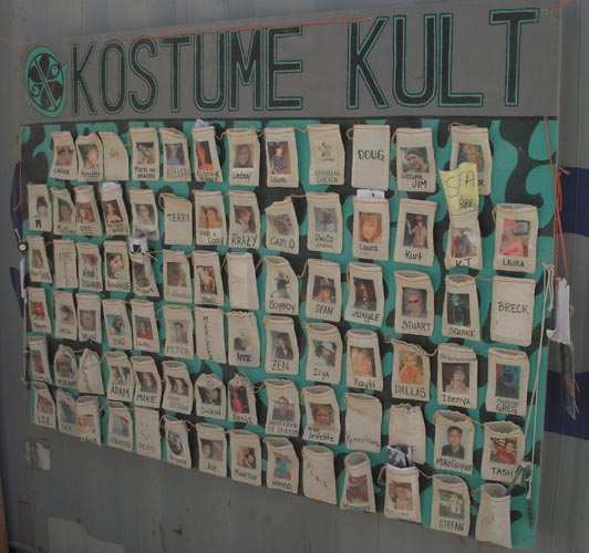 The Kostume Kult bulletin board... (who knew that you could get pics printed on teabags!)